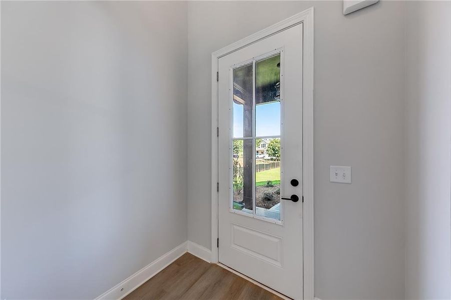 Spacious, unfurnished interior of a new home in , Homer (Image 34).