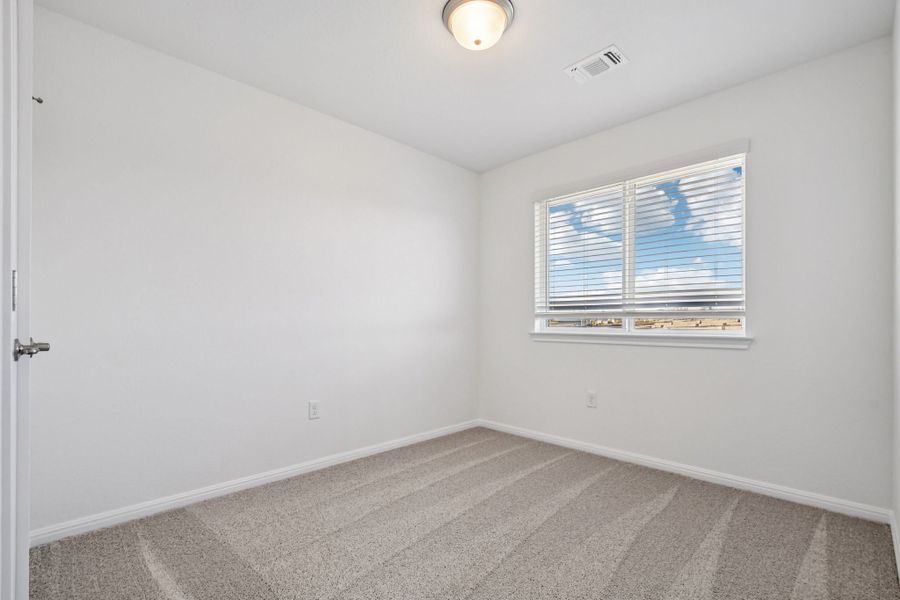 Representative unfurnished interior of a home built from the Andrews by Pacesetter Homes in Blanco Vista, San Marcos (Image 27).