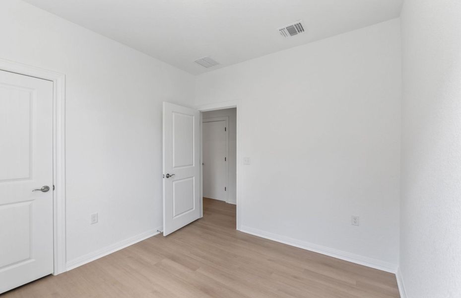 Spacious, unfurnished interior of a new home in Sun City Texas, Georgetown (Image 36). Spacious, unfurnished interior of a new home in Sun City Texas, Georgetown (Image 36).