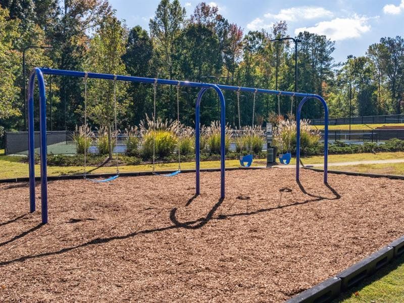 Community amenities in Hamptons at Riverwood South, Dallas (Image 48).