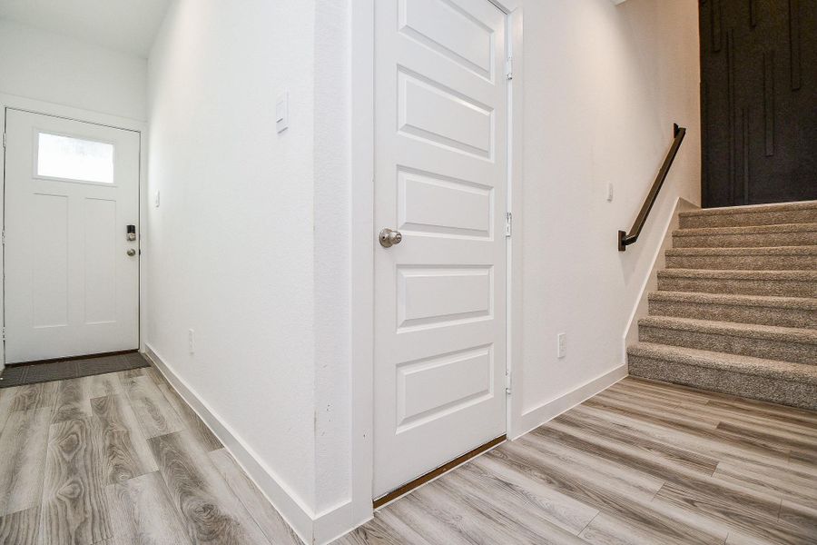 Spacious, unfurnished interior of a new home in City Gate North, Houston (Image 18).