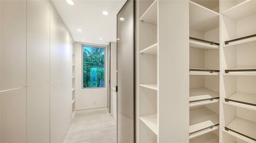 Image 60 of a home in .
