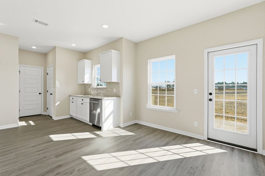 Representative unfurnished interior of a home built from the The Chatman by RTS Homes in The Gardens at 15 West, Hinesville (Image 35).