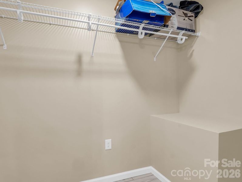 Spacious, unfurnished interior of a new home in , Bostic (Image 26).