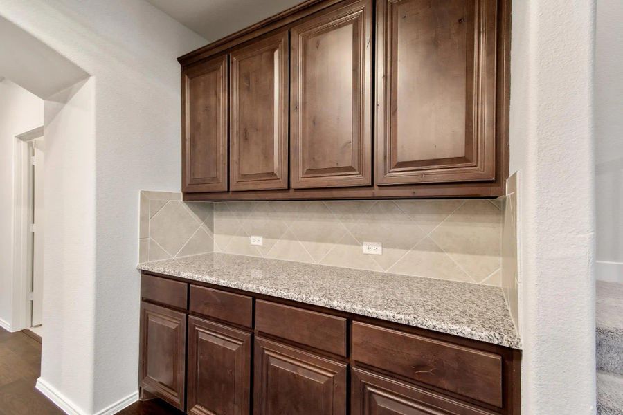 Kitchen | Concept 2844 at Hunters Ridge in Crowley, TX by Landsea Homes