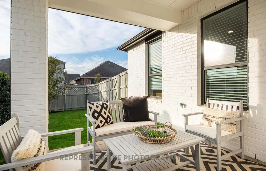 Exterior details and patio area of a home in Pomona: 40ft. lots, Manvel (Image 2).