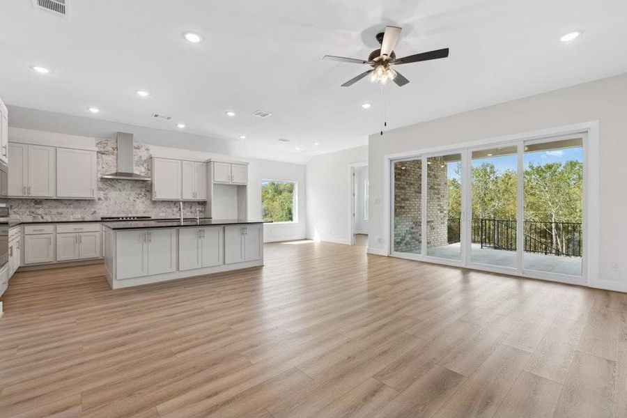 Spacious, unfurnished interior of a new home in Double Eagle Ranch, Cedar Creek (Image 14). Spacious, unfurnished interior of a new home in Double Eagle Ranch, Cedar Creek (Image 14).