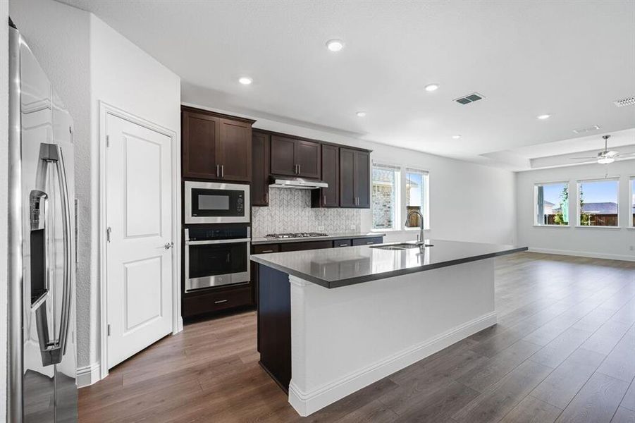 1425 Zapateado Way ~ Ready Now 1425 Zapateado Way ~ Ready Now