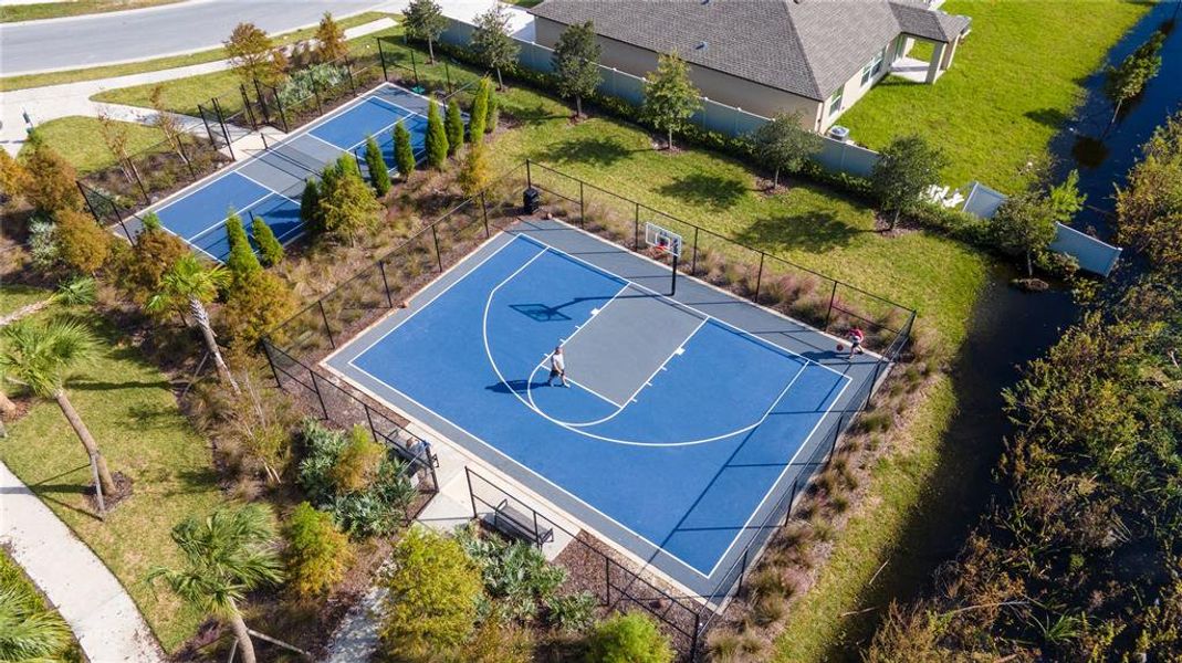 Community amenities in North Park Isle, Plant City (Image 25).