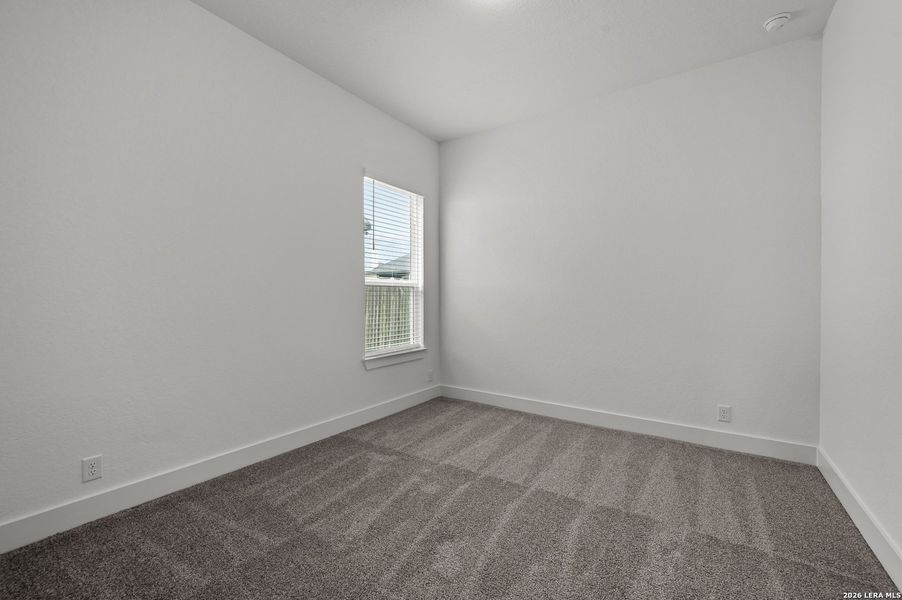 Spacious, unfurnished interior of a new home in Mesa Western, Cibolo (Image 23).