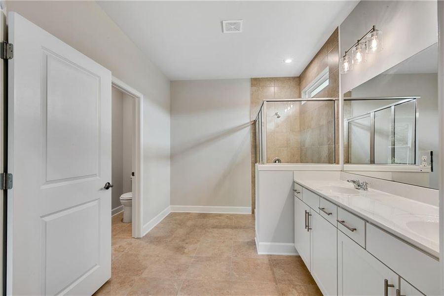 Furnished interior view inside a new home in Lakecrest, Buford (Image 12).