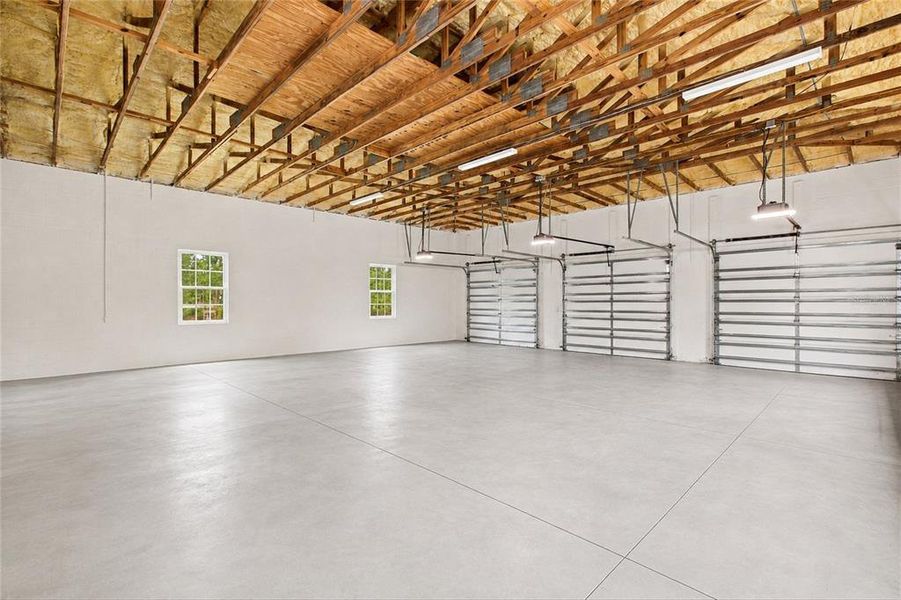 Spacious, unfurnished interior of a new home in , North Port (Image 34). Spacious, unfurnished interior of a new home in , North Port (Image 34).