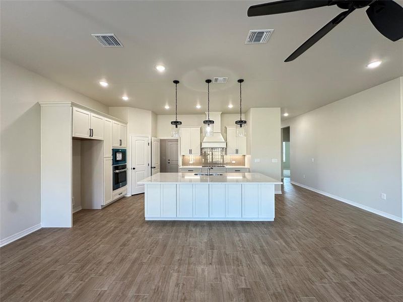 Furnished interior view inside a new home in , Lorena (Image 6).