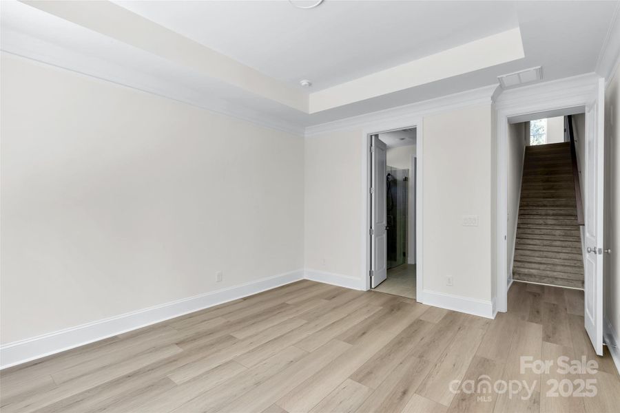 Spacious, unfurnished interior of a new home in , Lancaster (Image 25).
