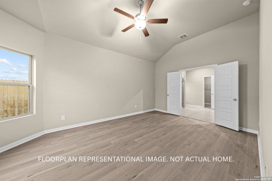 Spacious, unfurnished interior of a new home in Greenspoint Heights, Seguin (Image 20).