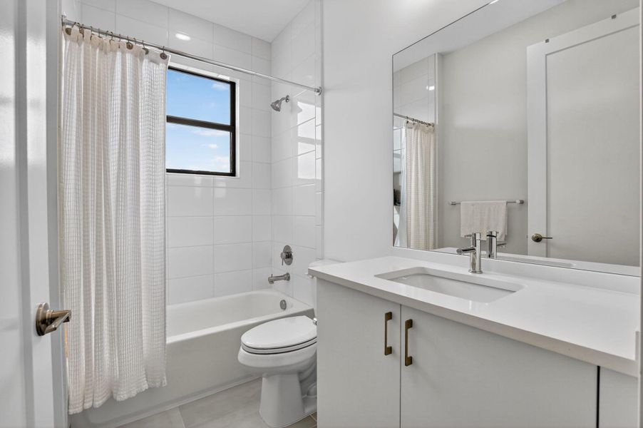 Furnished interior view inside a new home in , Boca Raton (Image 48).