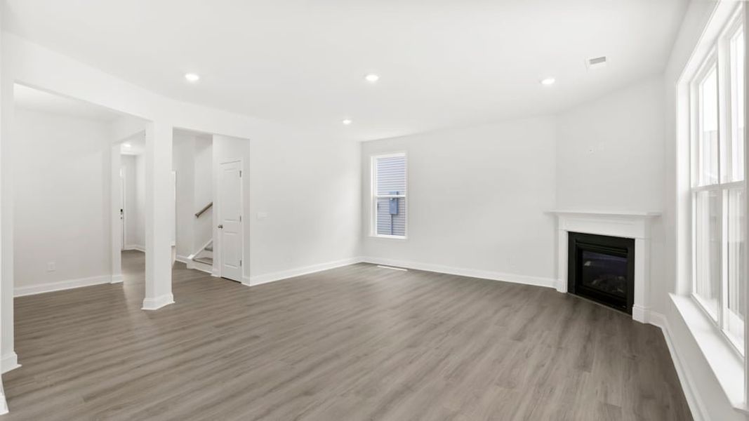 Spacious, unfurnished interior of a new home in Briargate, Fountain Inn (Image 24).
