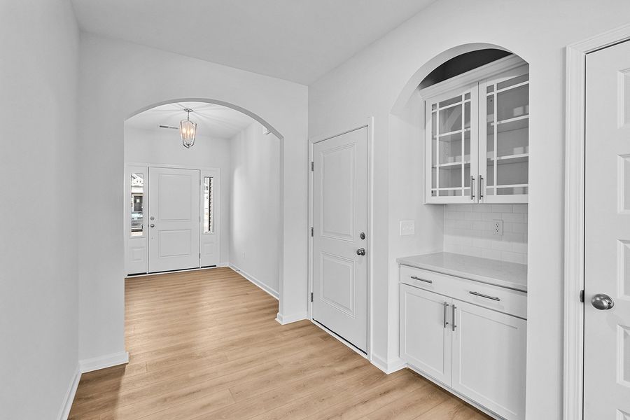 Spacious, unfurnished interior of a new home in Brayden, Advance (Image 12).