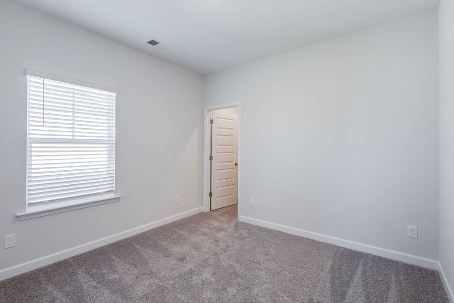 Spacious, unfurnished interior of a new home in Pebble Branch, Chapin (Image 45). Spacious, unfurnished interior of a new home in Pebble Branch, Chapin (Image 45).