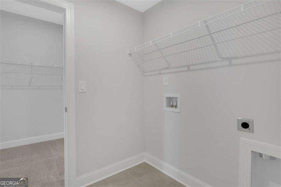 Spacious, unfurnished interior of a new home in The Paddocks at Doc Hughes, Buford (Image 51).