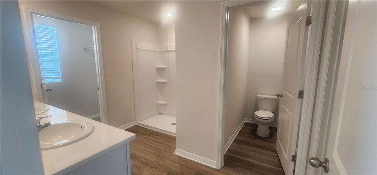 Furnished interior view inside a new home in Oakfield Lakes, Parrish (Image 7).