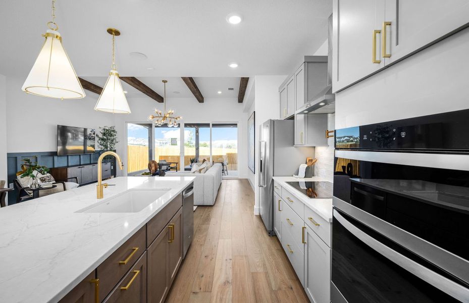 Representative furnished interior of a home built from the Maroon by Pulte Homes in Cameron Place, Austin (Image 15).