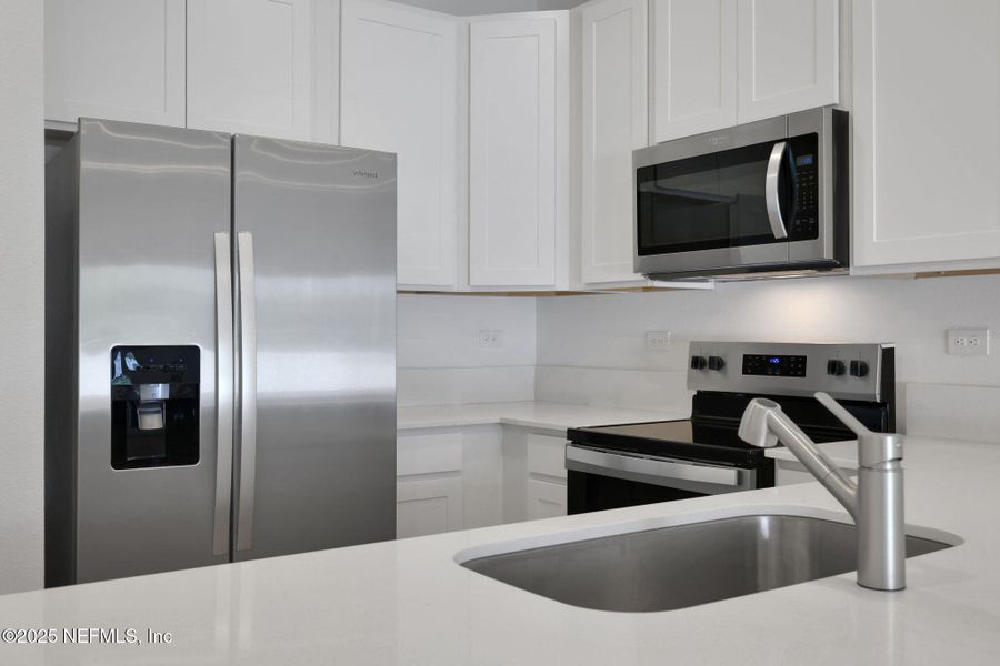 Furnished interior view inside a new home in Kasen Oaks, Jacksonville (Image 9).