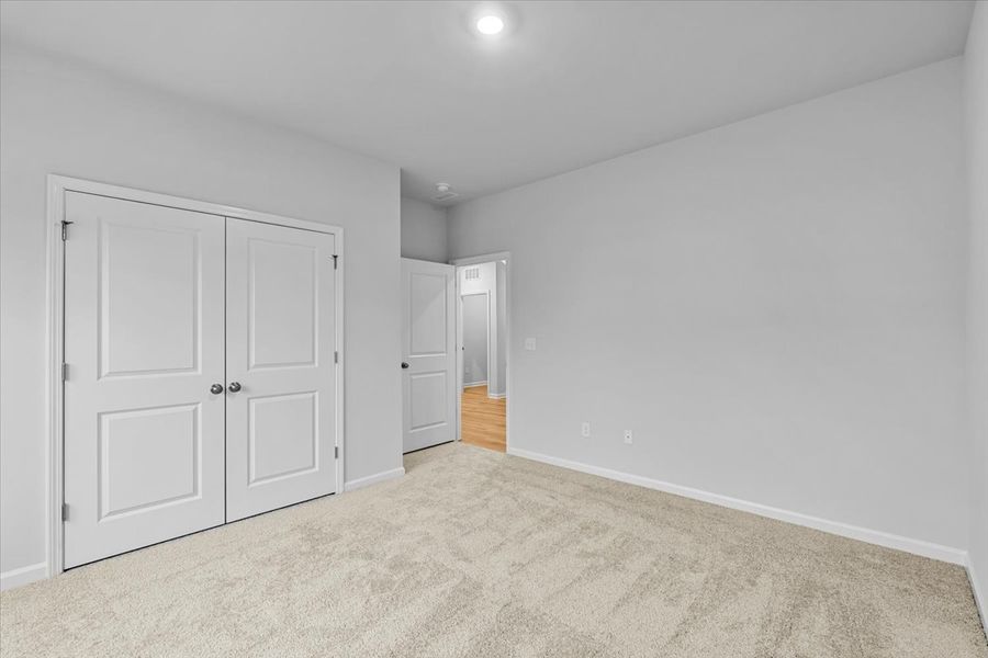 Spacious, unfurnished interior of a new home in Fieldstone, Lexington (Image 35). Spacious, unfurnished interior of a new home in Fieldstone, Lexington (Image 35).
