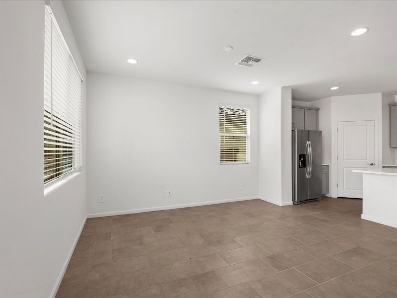 Spacious, unfurnished interior of a new home in Alamar at Rocking K, Tucson (Image 9).