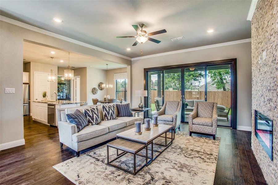 Furnished interior view inside a new home in Kentsdale Farms, DeSoto (Image 14).