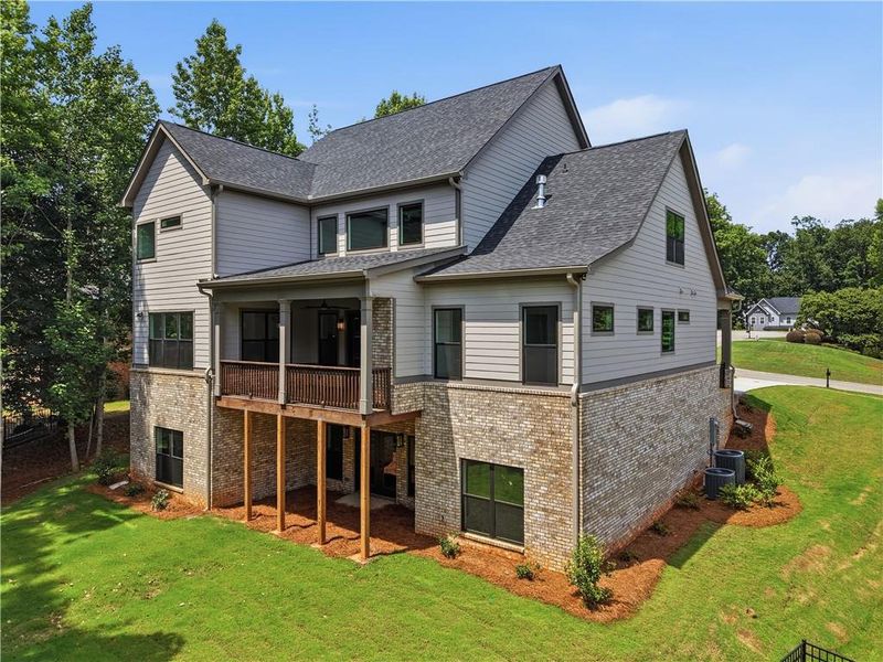 Exterior details and patio area of a home in , Jefferson (Image 3).