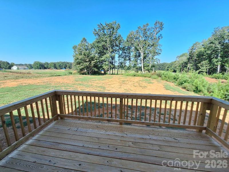 Exterior details and patio area of a home in Cardiff Glyn, Catawba (Image 18).