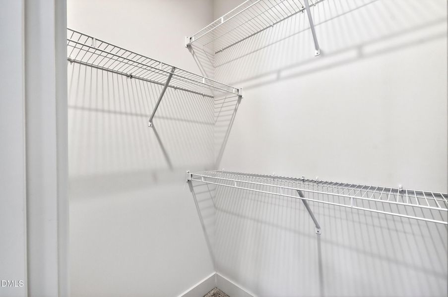 982 Helix (27) 982 Helix (27)