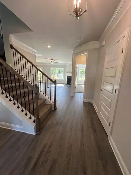 Spacious, unfurnished interior of a new home in Mirror Lake at South Harbour, Villa Rica (Image 11). Spacious, unfurnished interior of a new home in Mirror Lake at South Harbour, Villa Rica (Image 11).