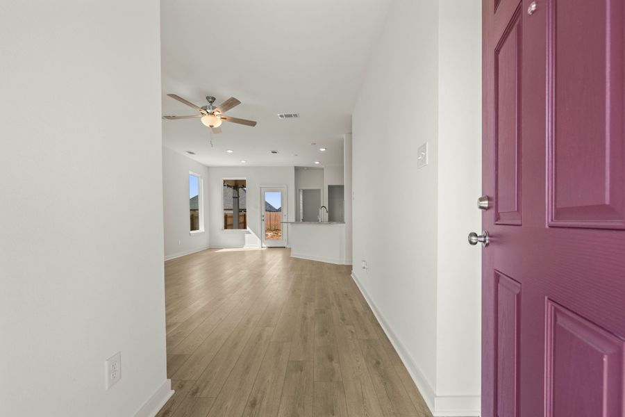 Spacious, unfurnished interior of a new home in Eagles Landing, Waco (Image 11). Spacious, unfurnished interior of a new home in Eagles Landing, Waco (Image 11).