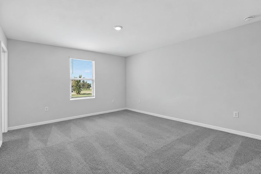 Spacious, unfurnished interior of a new home in Firethorn, Parrish (Image 8).
