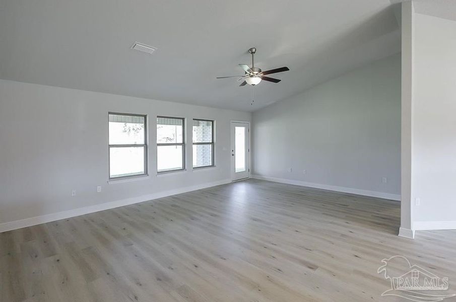 Spacious, unfurnished interior of a new home in Brookwood, Crestview (Image 14).
