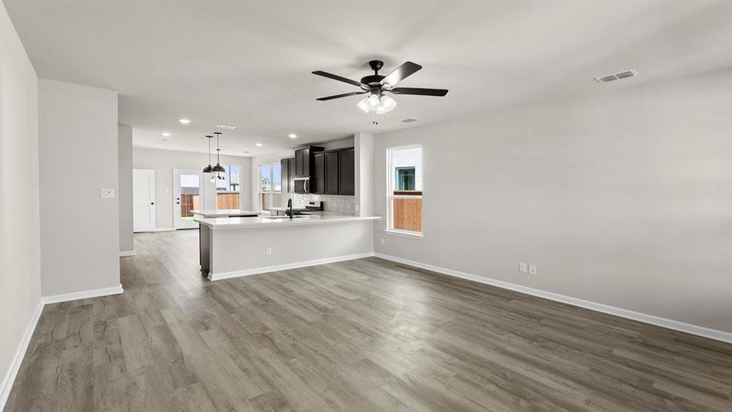 04. 2021 Bayfront - Family (2) 04. 2021 Bayfront - Family (2)