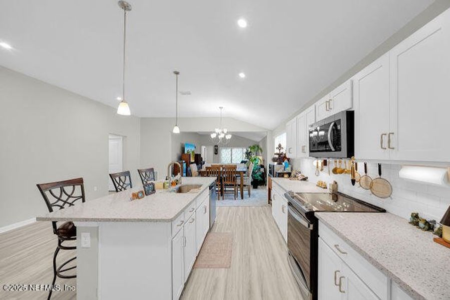 Furnished interior view inside a new home in Edinburgh Village, Jacksonville (Image 44). Furnished interior view inside a new home in Edinburgh Village, Jacksonville (Image 44).