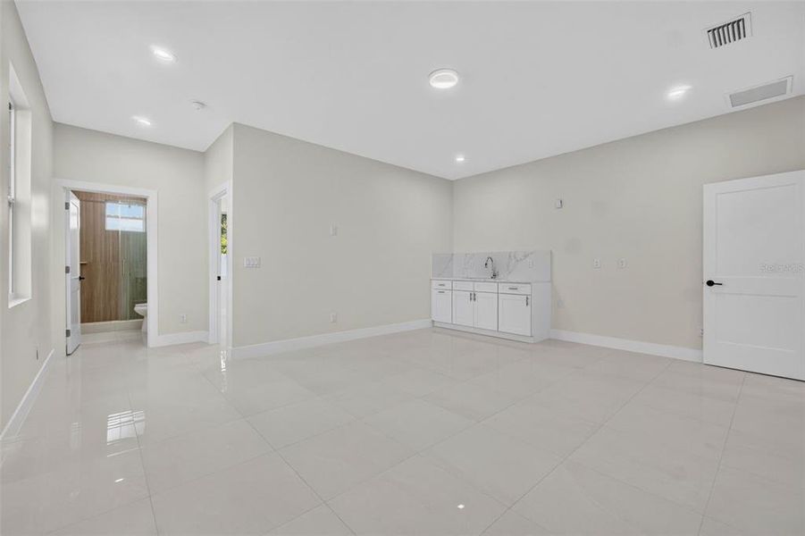 Spacious, unfurnished interior of a new home in , Lakeland (Image 55). Spacious, unfurnished interior of a new home in , Lakeland (Image 55).