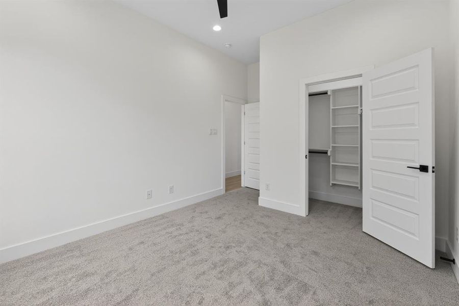 Spacious, unfurnished interior of a new home in , Dallas (Image 16).
