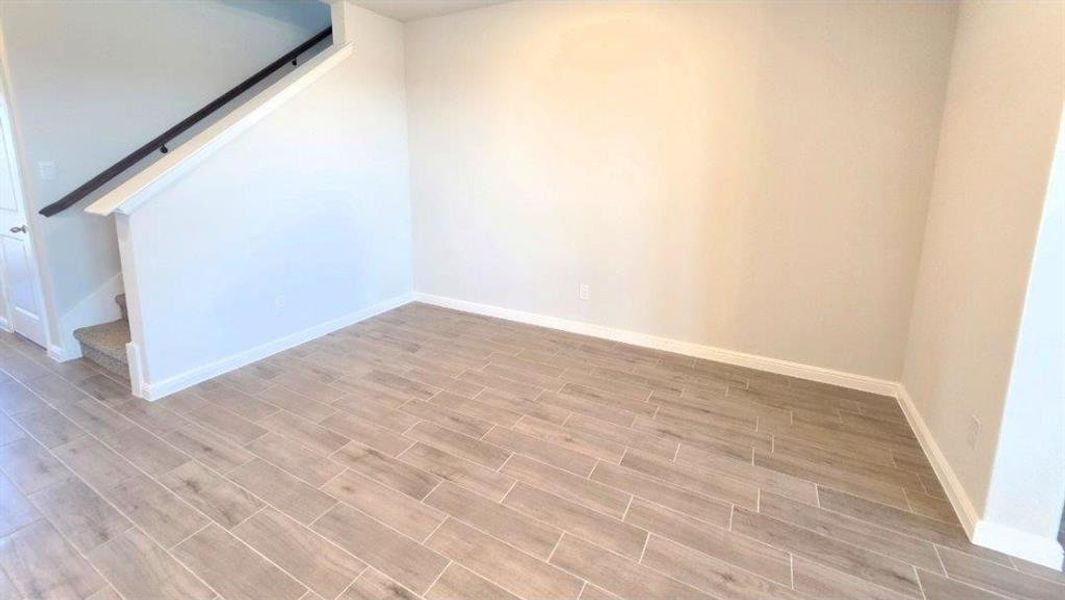 Spacious, unfurnished interior of a new home in Vista Point, Grandview (Image 12).