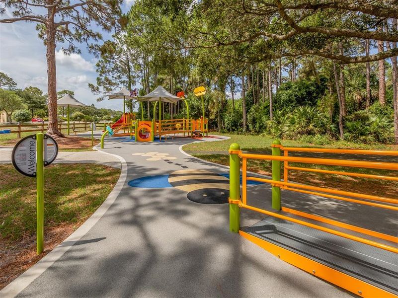 Community amenities in , North Port (Image 33).