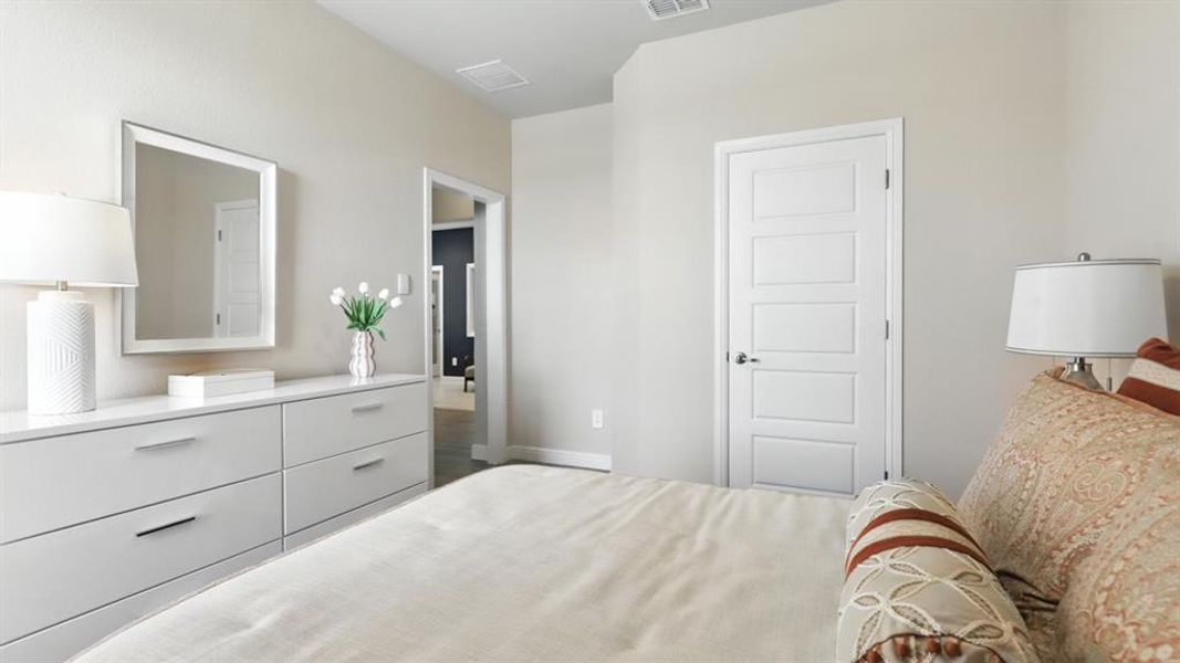 Furnished interior view inside a new home in Bella Vista, Granbury (Image 29).