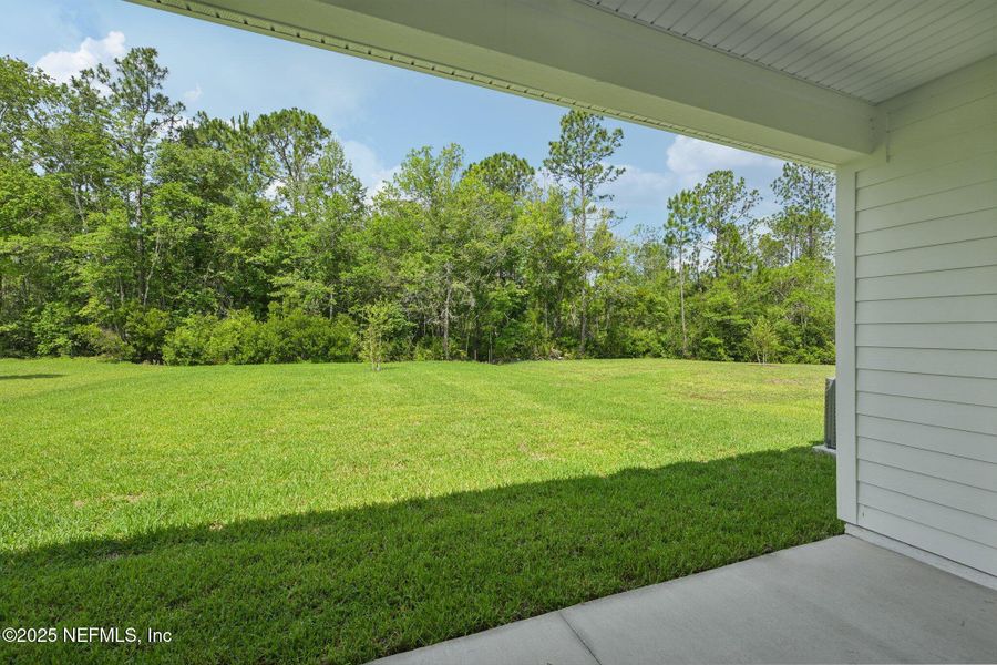 Exterior details and patio area of a home in Panther Creek, Jacksonville (Image 4). Exterior details and patio area of a home in Panther Creek, Jacksonville (Image 4).