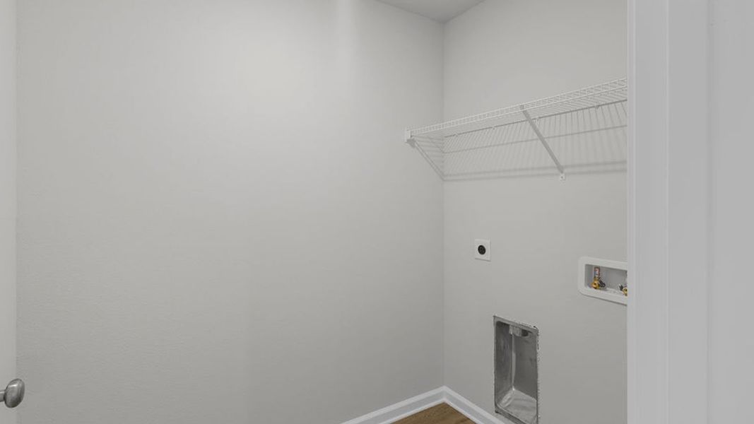 Spacious, unfurnished interior of a new home in Wesley Park, Crawfordville (Image 34).
