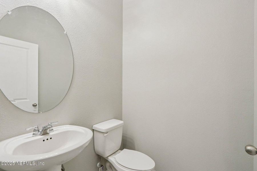 Image 30 of a home in .