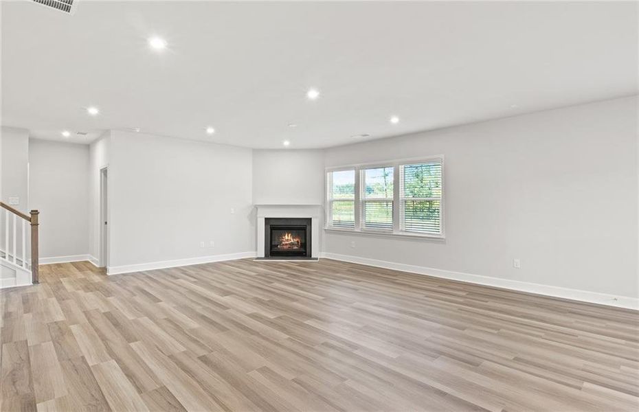 Spacious, unfurnished interior of a new home in Anderson Point Estates, McDonough (Image 12).