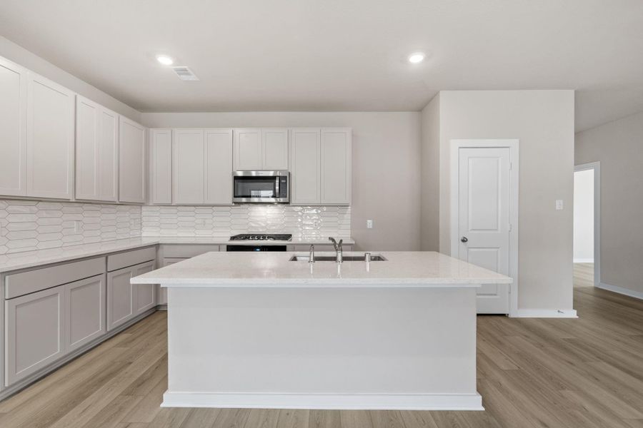 Furnished interior view inside a new home in Westridge Cove, Conroe (Image 5).