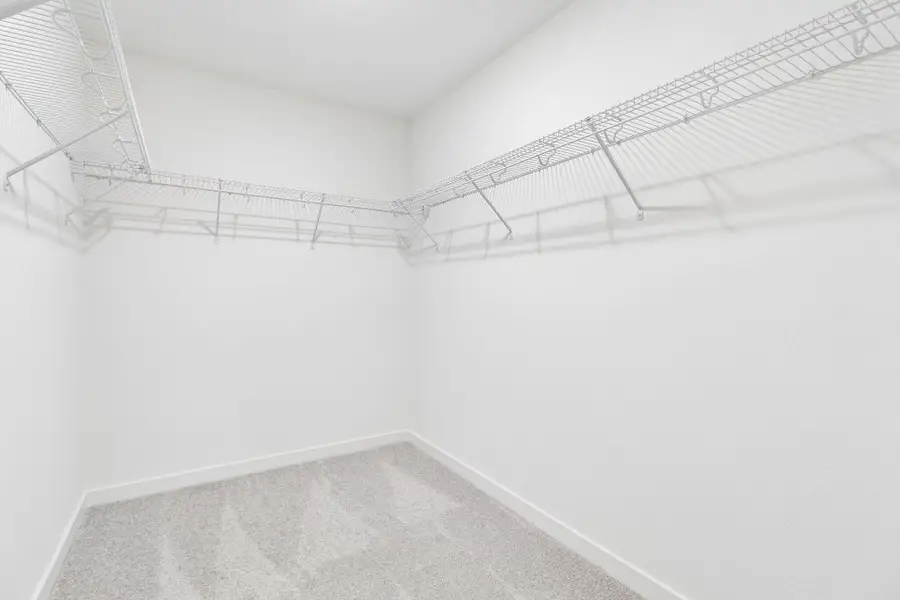 Spacious, unfurnished interior of a new home in Pinckney Place, North Charleston (Image 13).